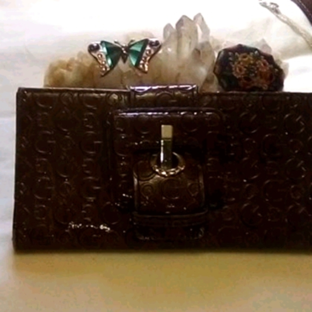 Guess Wallet
